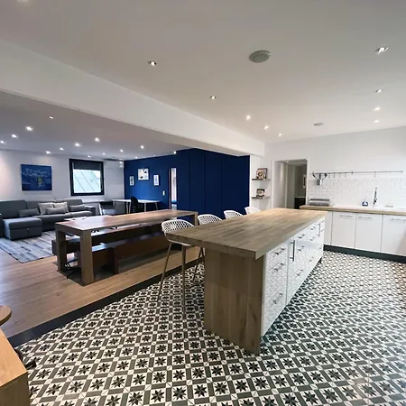 166 - Urban Luxury In Center Of Appartement *